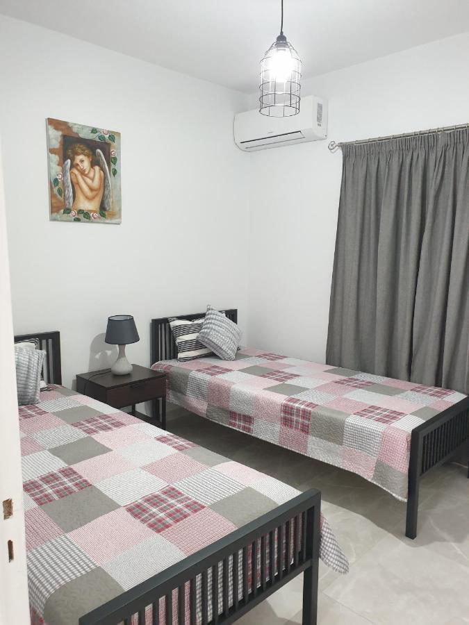 Ikaria Village Maisonette 12 Paphos Exteriör bild